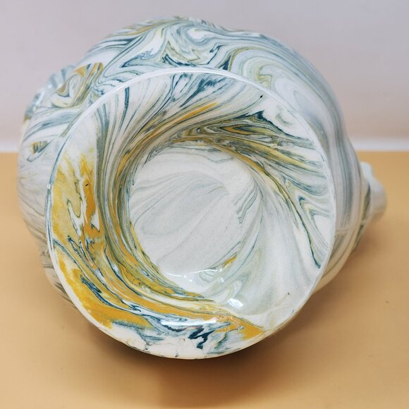 Vintage 1977 Handcrafted Ceramic Pitcher & Basin Set With Swirl Design Farmhouse - Picture 10 of 14